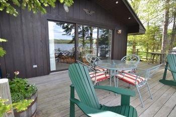 Tall Timber Lodge Pittsburg Eksteriør billede